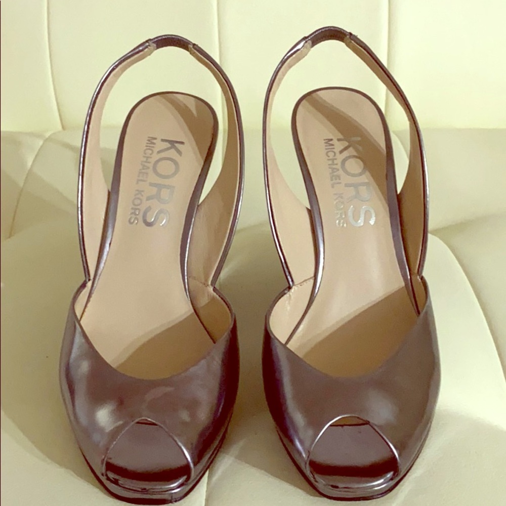 Used KORS Michael Kors Wedges Pumps Size 6M Silver